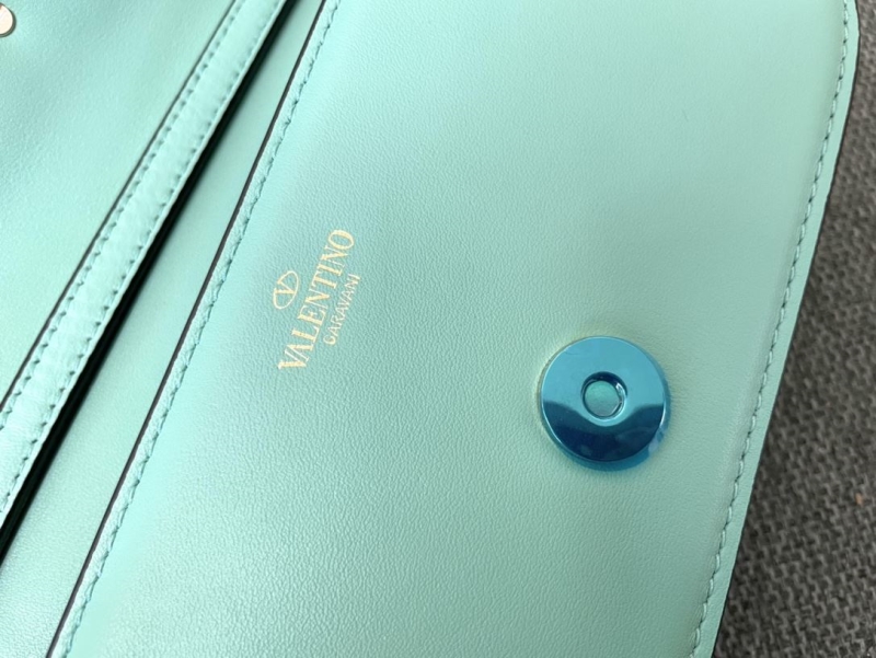 Va1e*ntin0 satchel bag